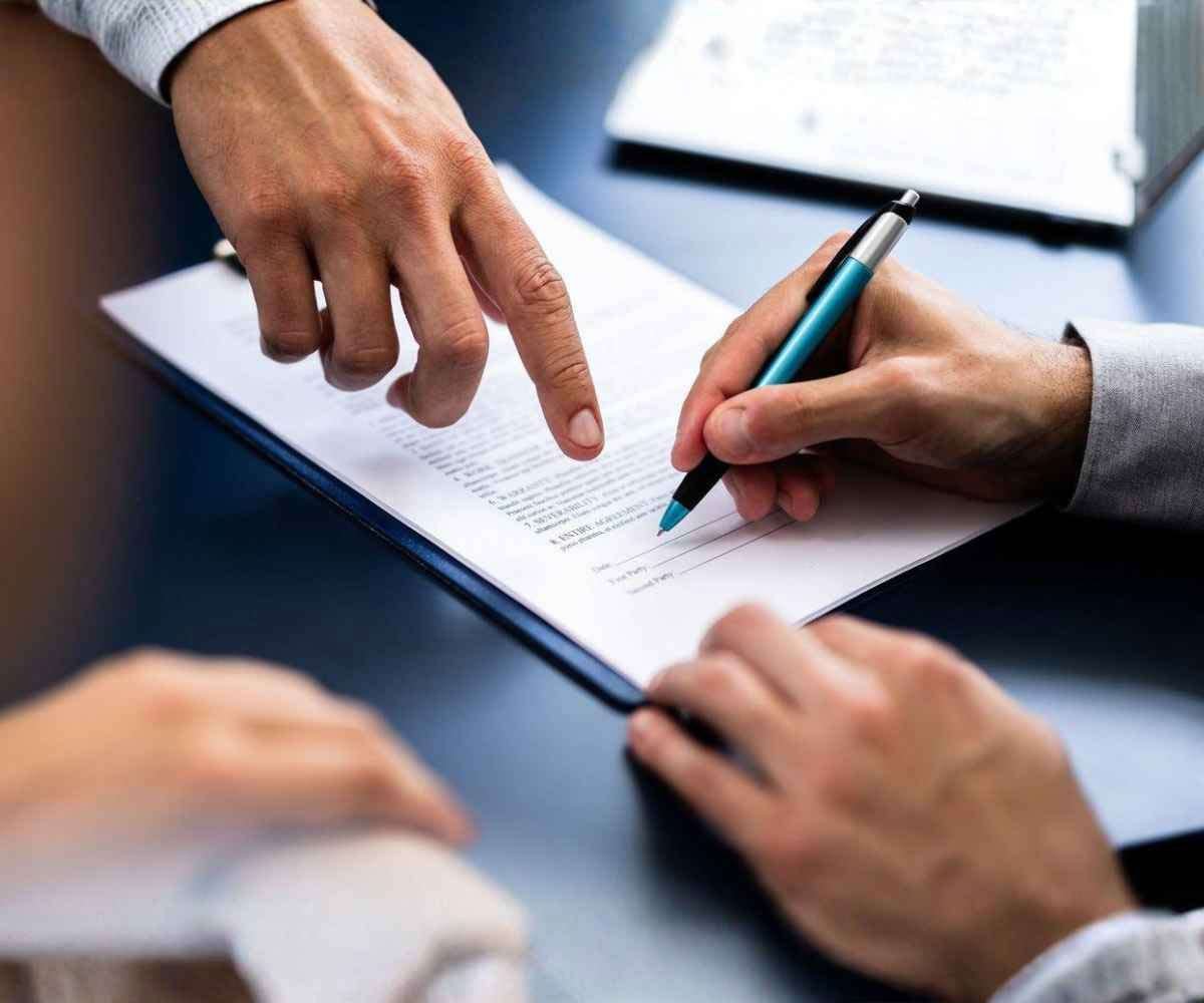 Warranty Deed vs Quitclaim Deed